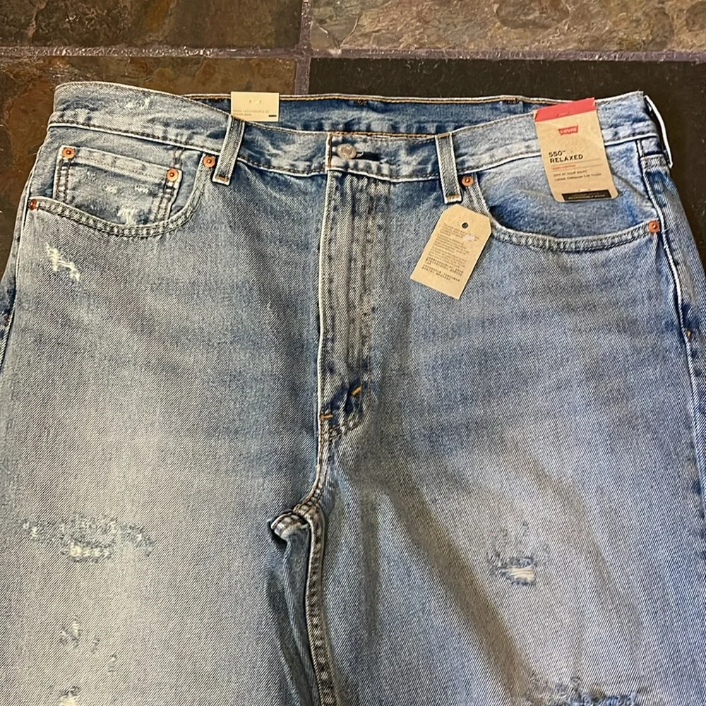 Levi’s 550 RELAXED Distressed Denim Jeans NWT 40/30